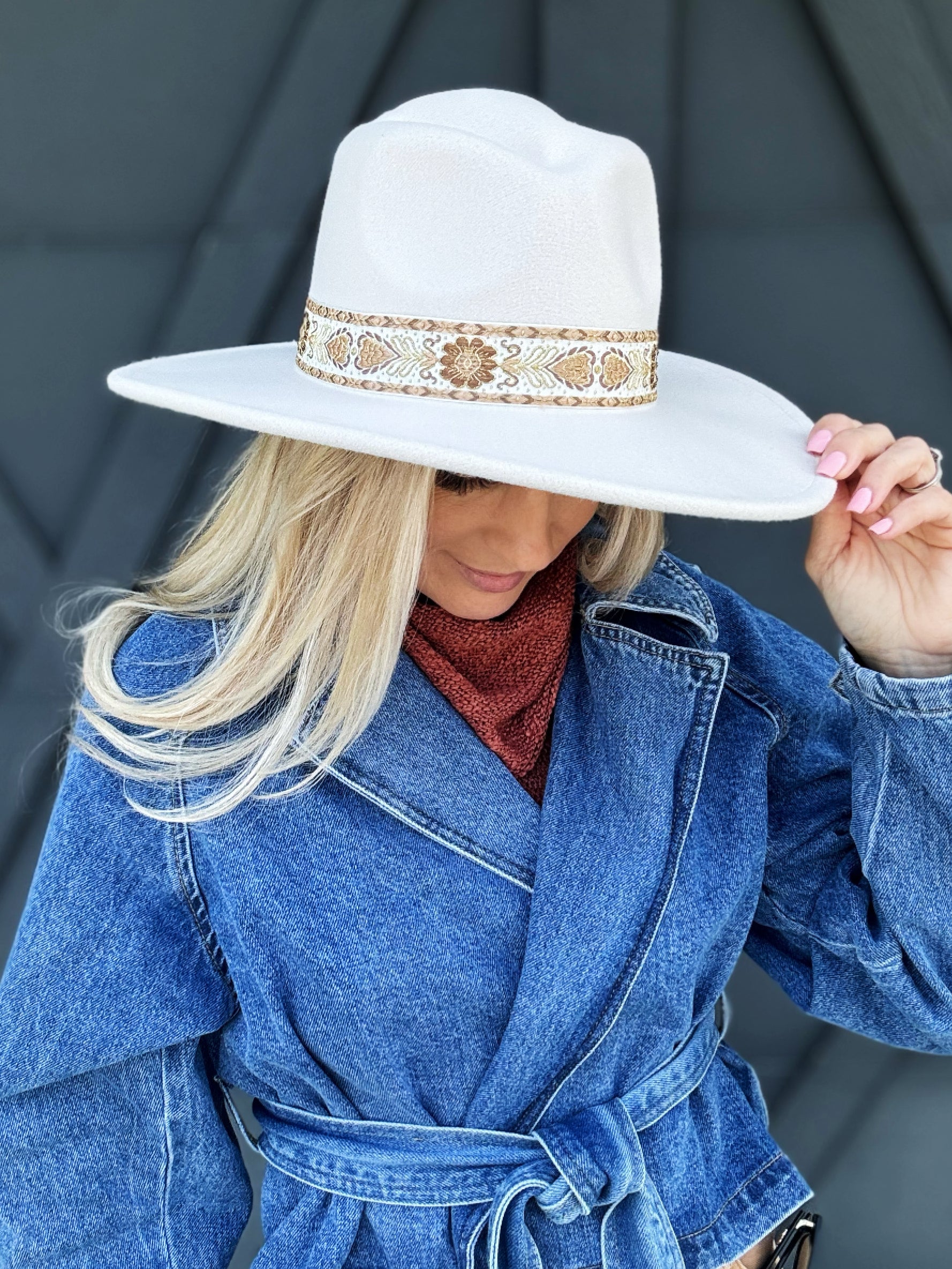 Embroidered Western Hat In Ivory - Infinity Raine