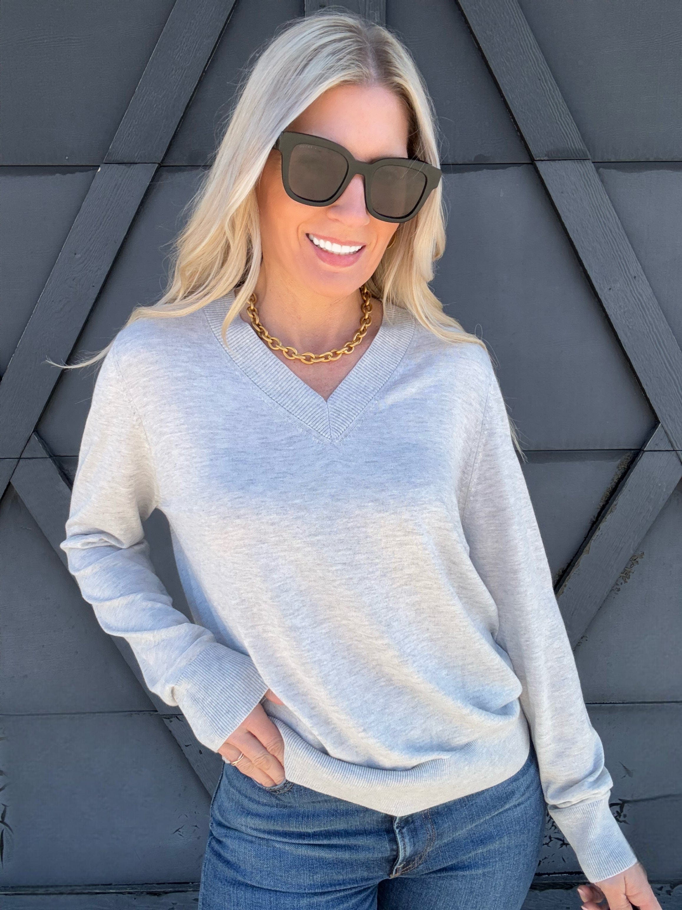 Cashmere Blend V-Neck In Heather Grey - Infinity Raine