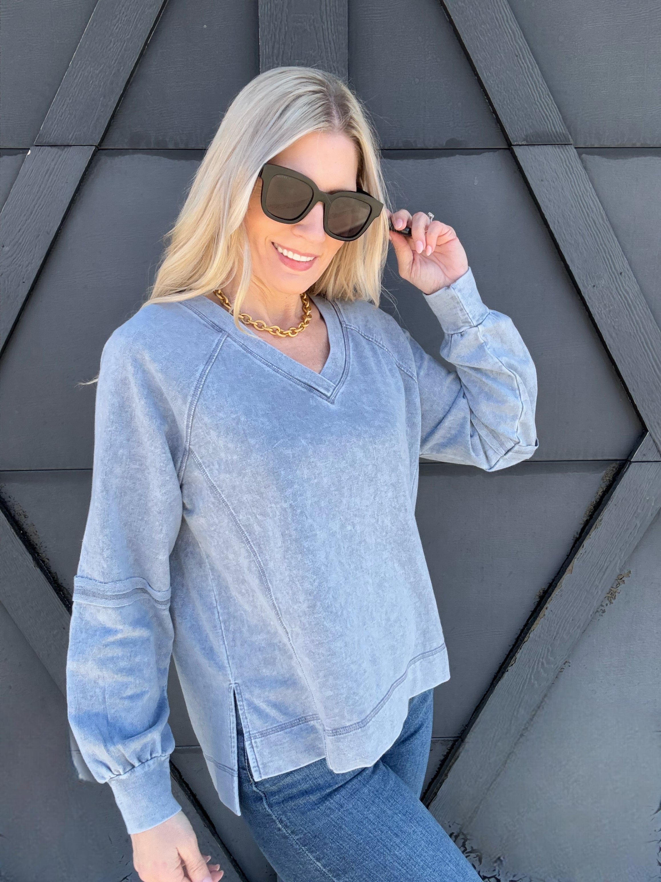 Washed V-Neck Pullover In Indigo Blue - Infinity Raine