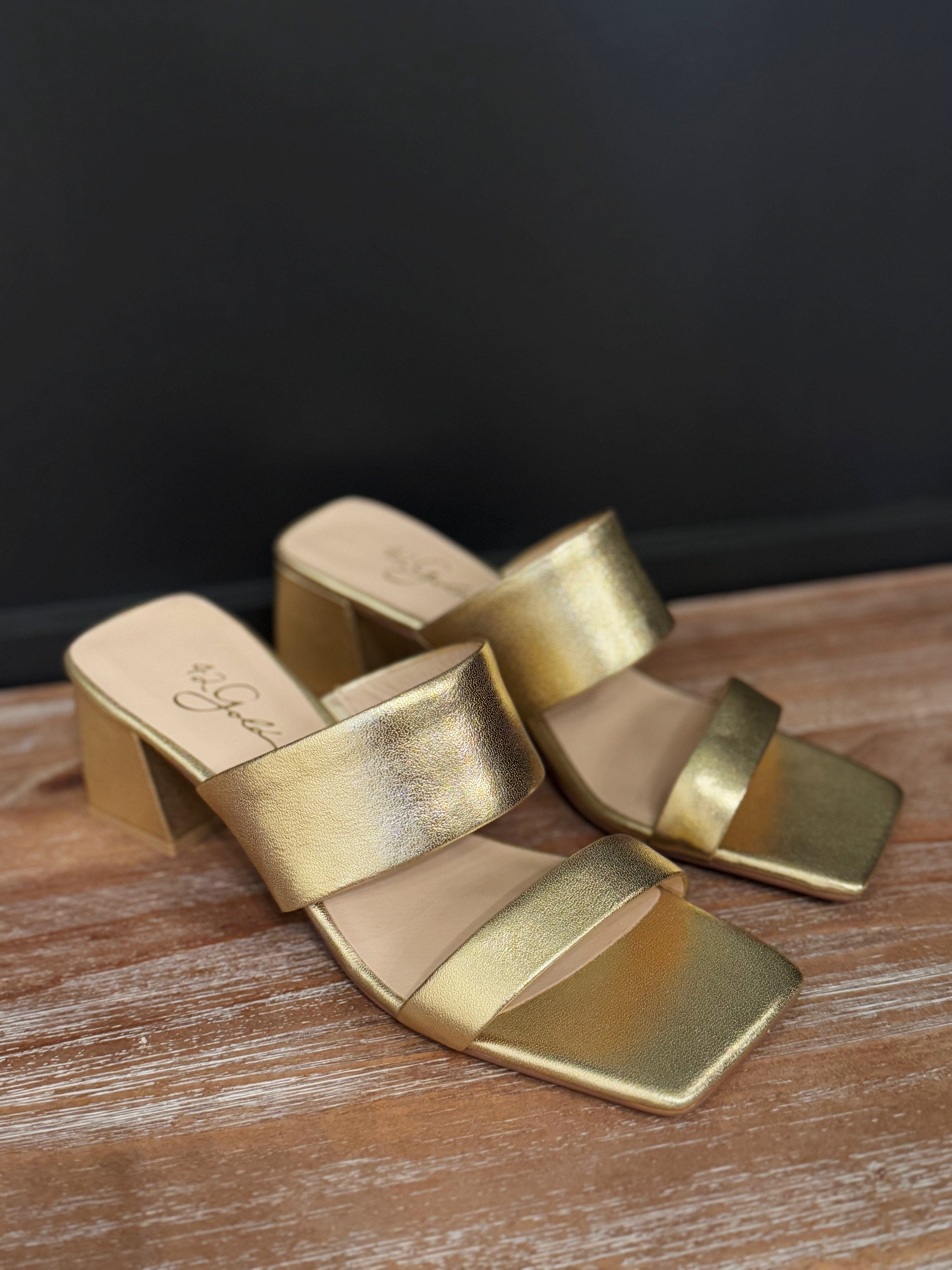 Chinese Laundry 42 Gold Lizbett Block Heel In Metallic Gold - Infinity Raine