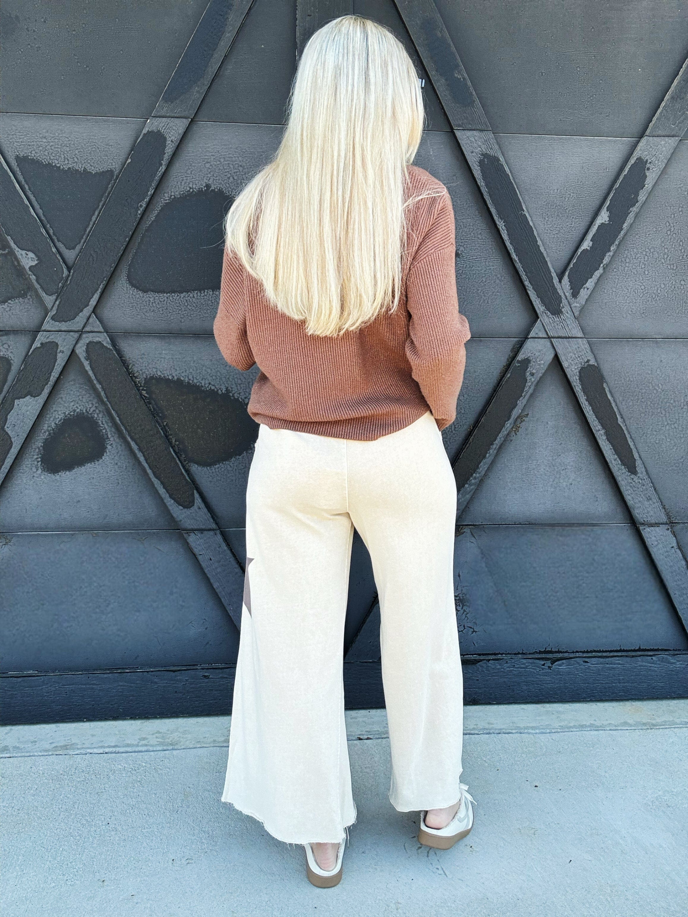 Easel Bottoms - Pants Star Patch Knit Pants In Ecru