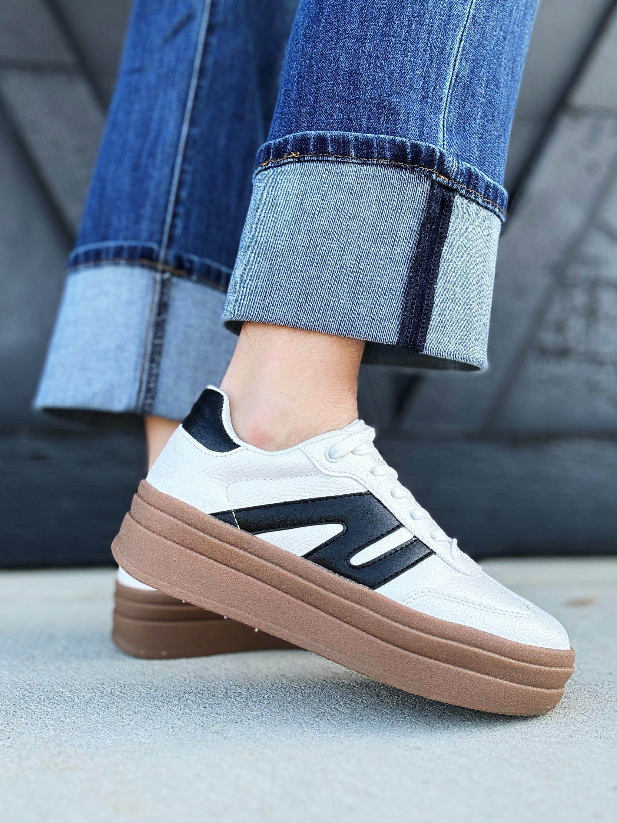 Chunky Platform Low Top Sneakers In White - Infinity Raine