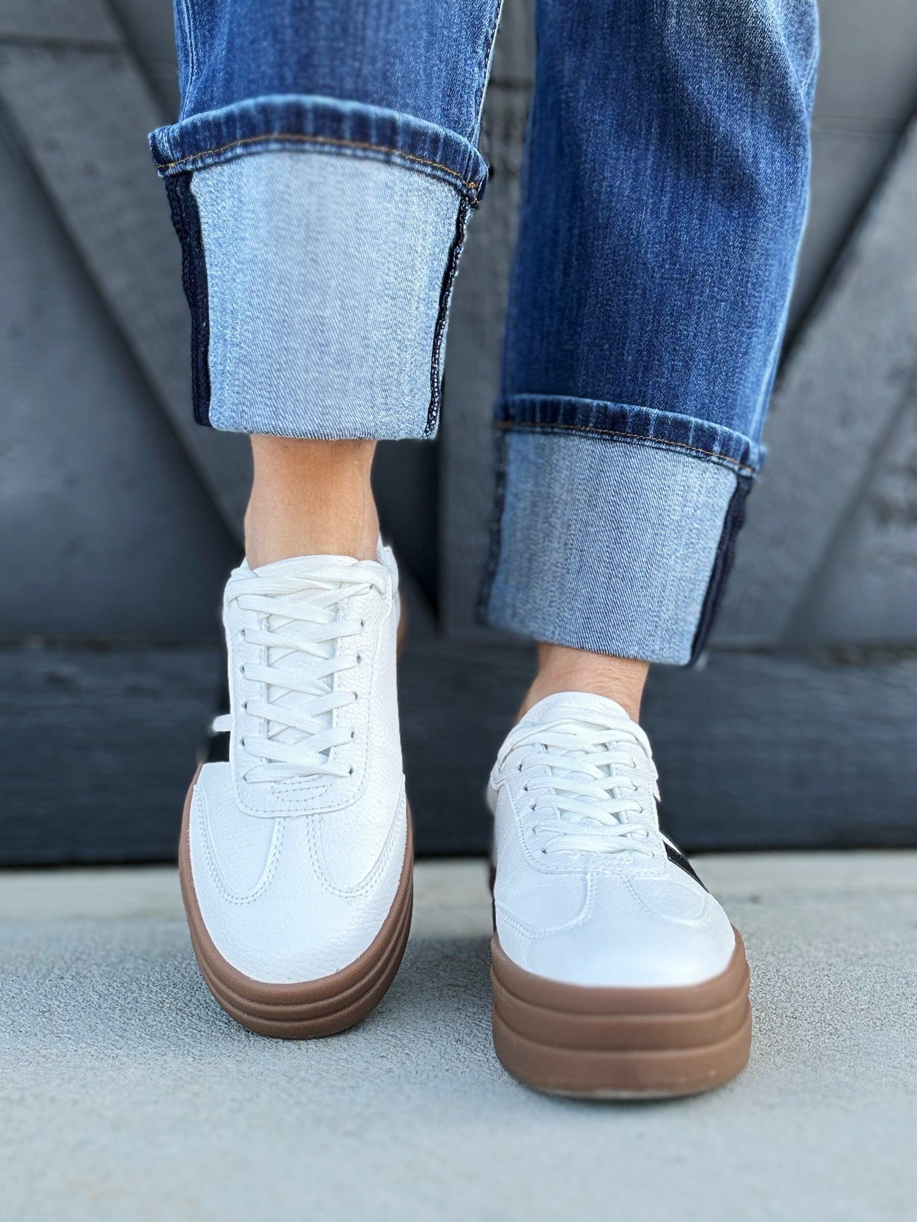 Chunky Platform Low Top Sneakers In White - Infinity Raine