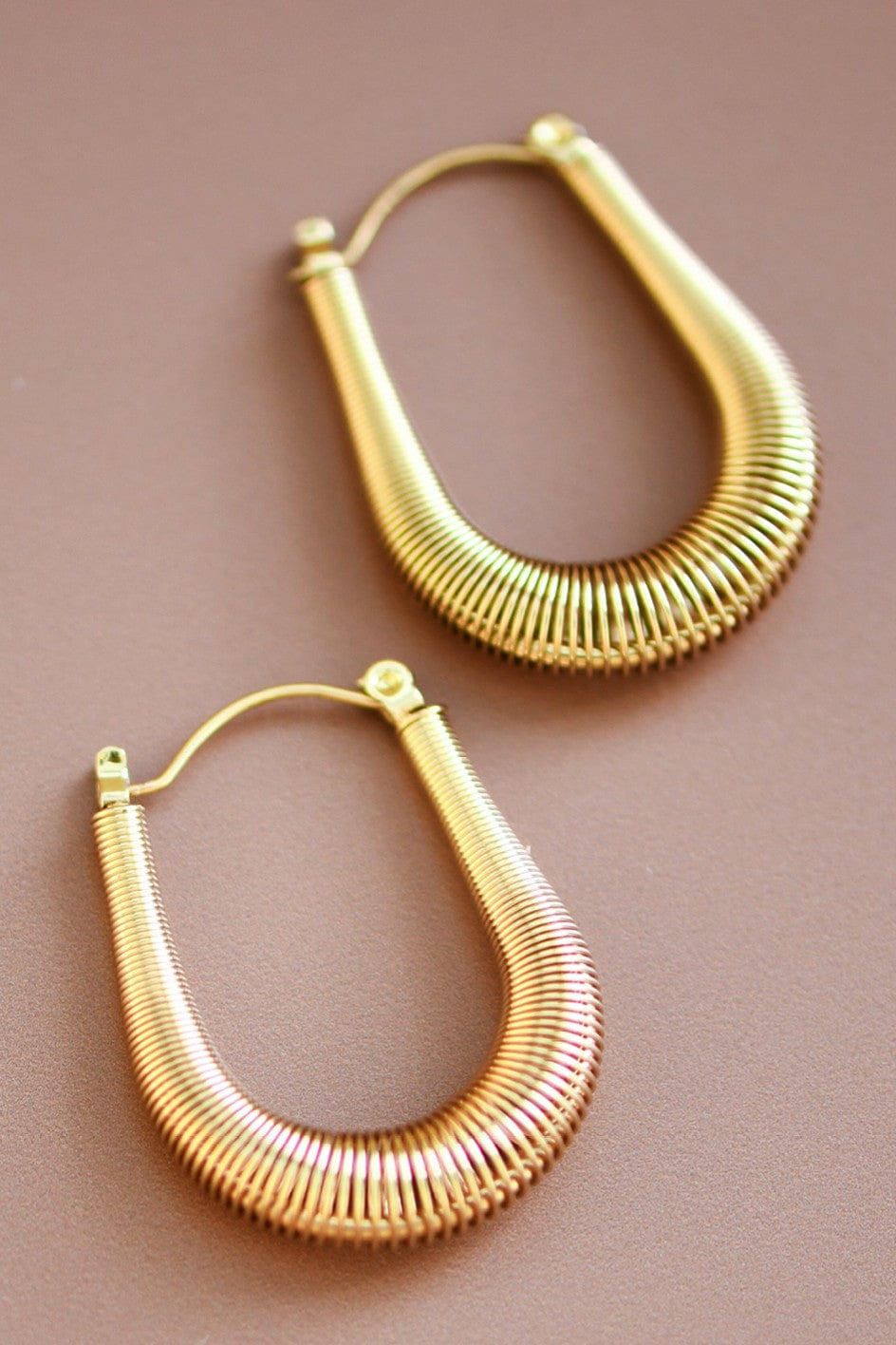 Coil Spring Hoop Earrings In Gold - Infinity Raine