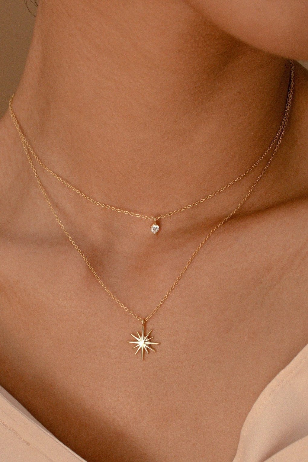 Dainty Star Burst Necklace In Gold - Infinity Raine