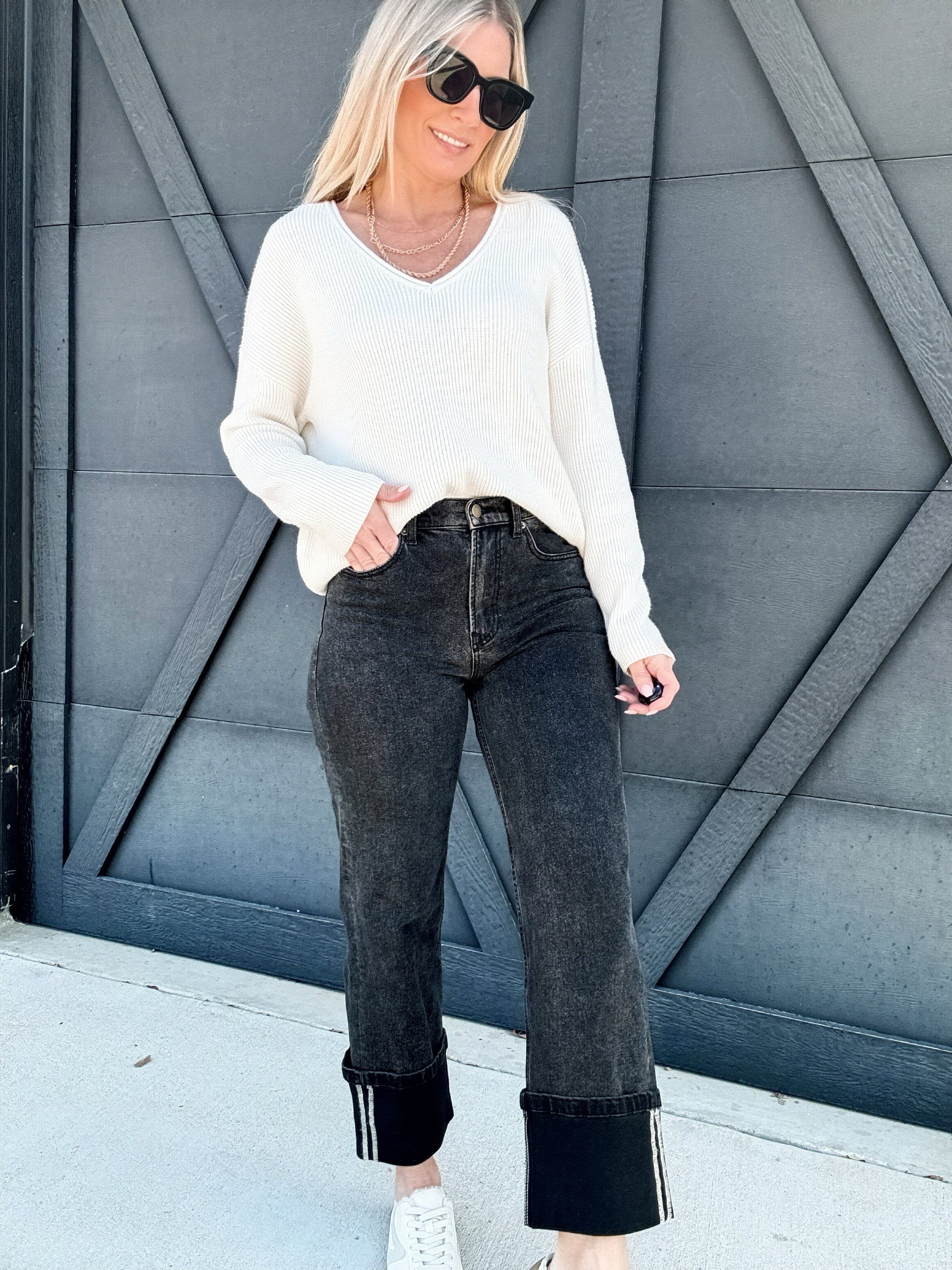 Cuffed Borrom Denim Pants In Black - Infinity Raine