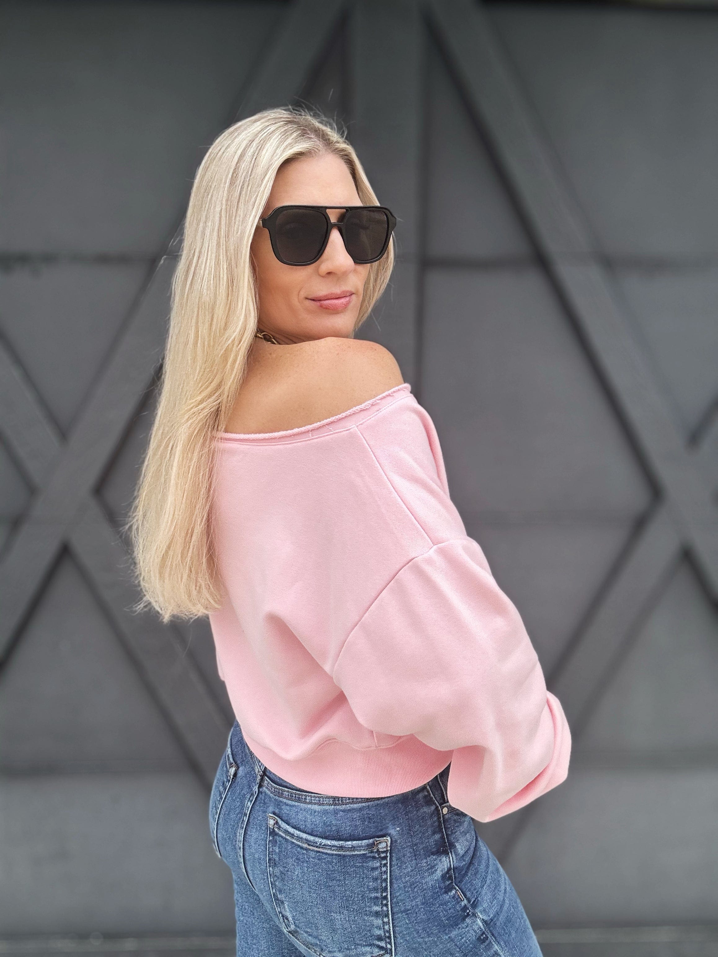 Alina Crop Sweatshirt In Pink - Infinity Raine