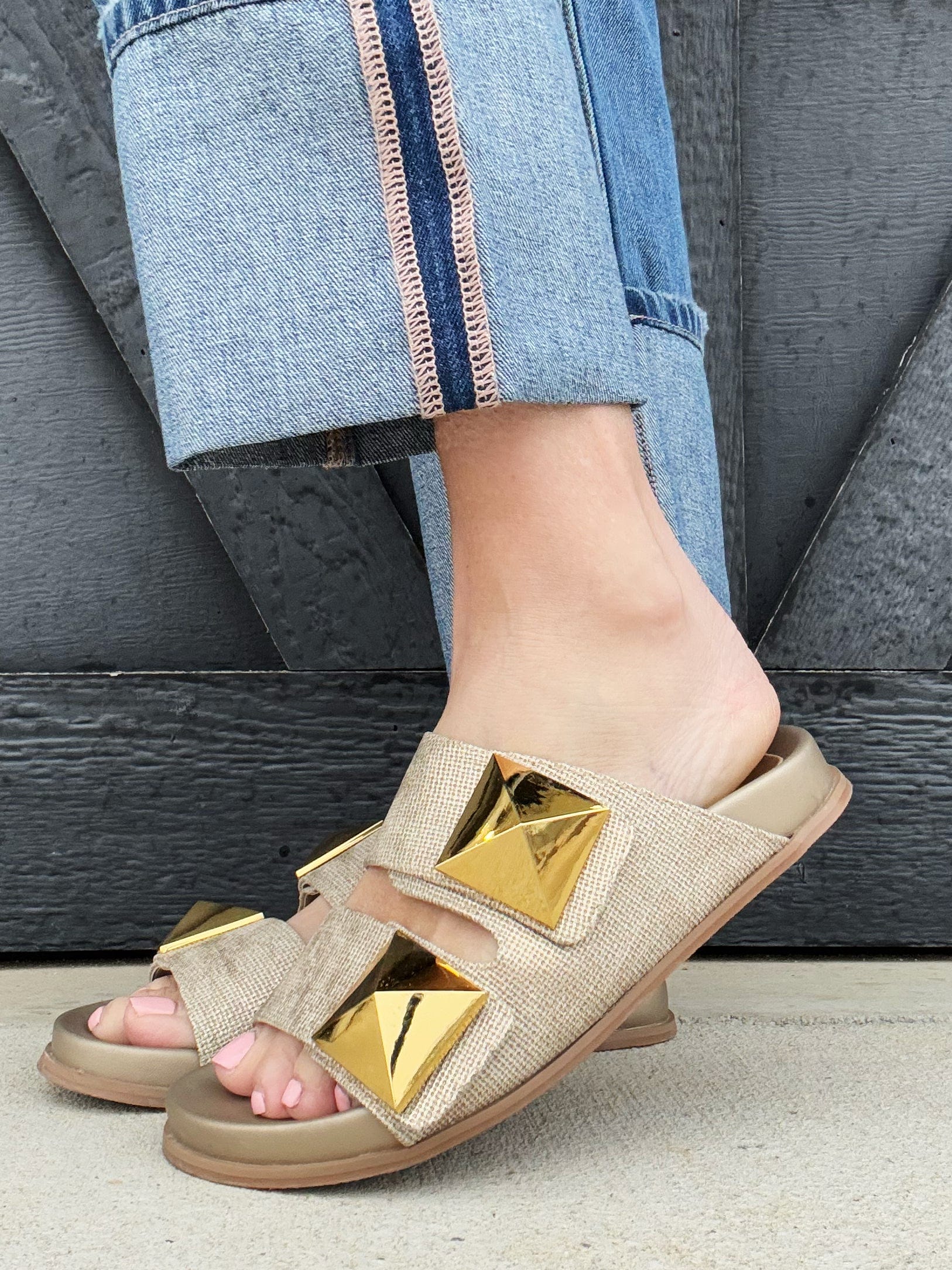 Shu Shop Bernarda Sandals In Gold Woven - Infinity Raine