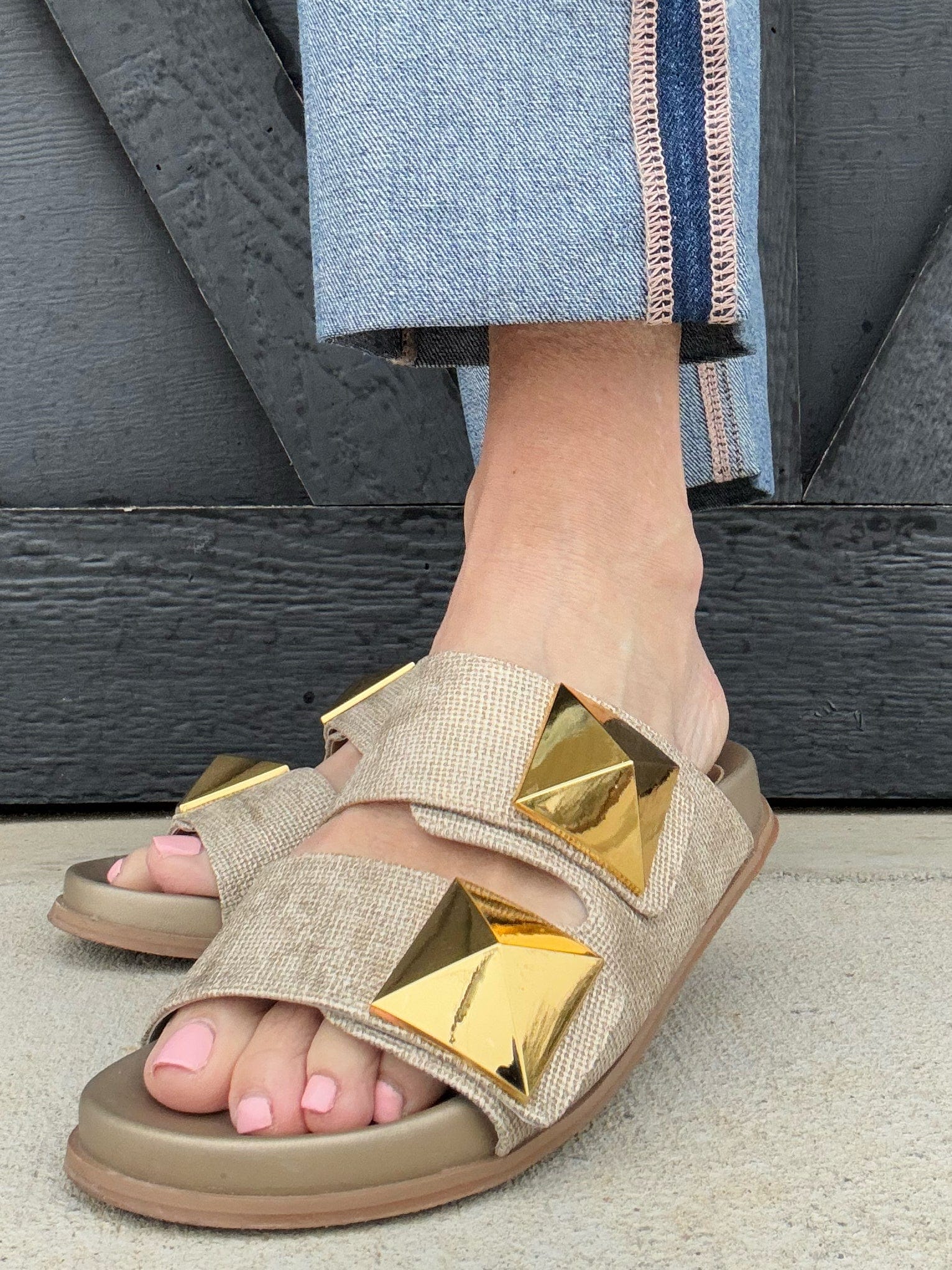 Shu Shop Bernarda Sandals In Gold Woven - Infinity Raine