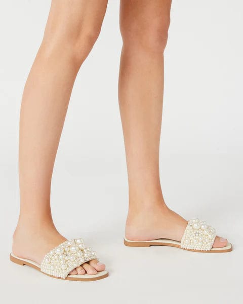 Steve Madden Knicky Sandal In Ivory - Infinity Raine