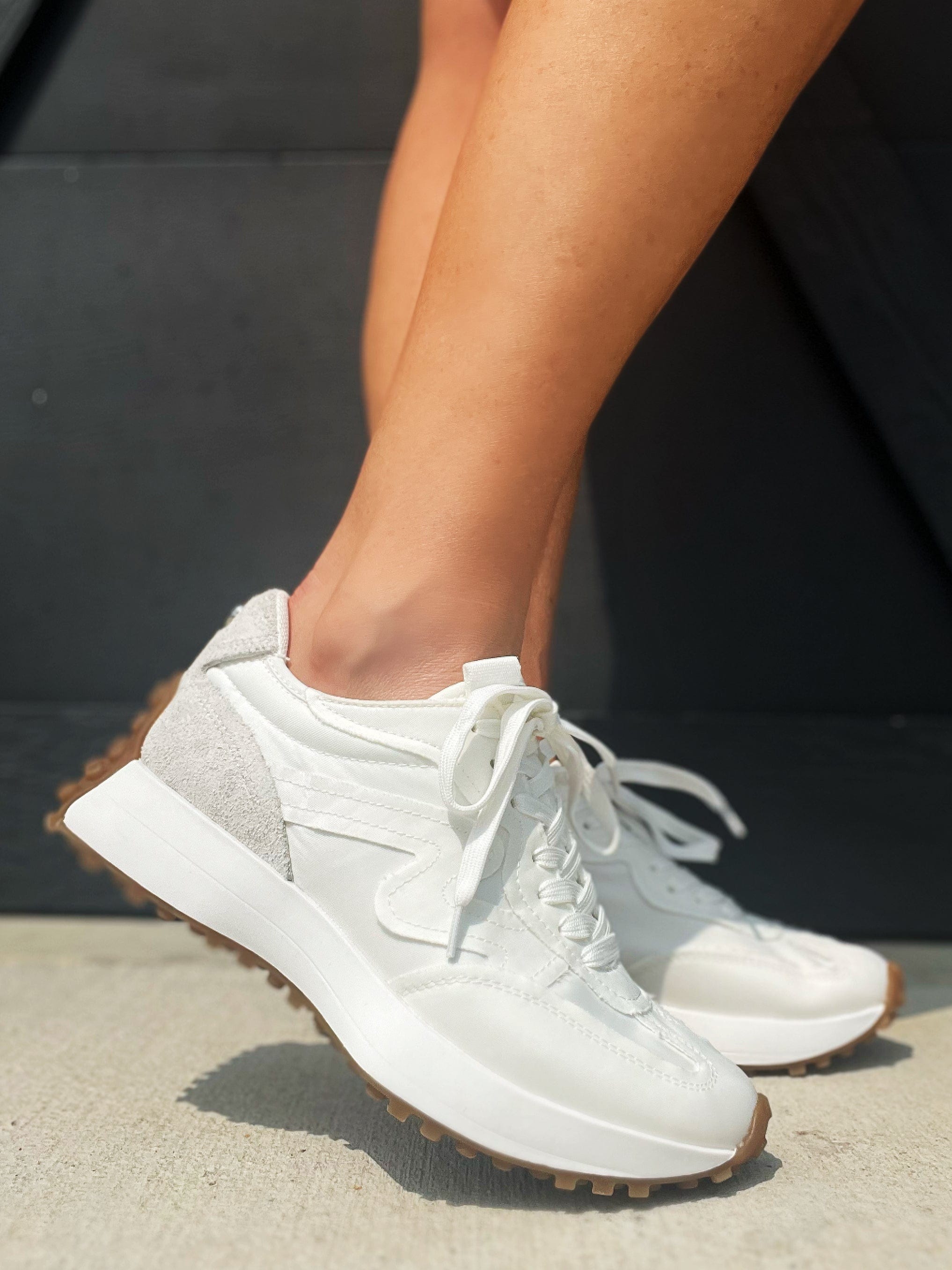 Steve Madden Campo Sneakers In White - Infinity Raine