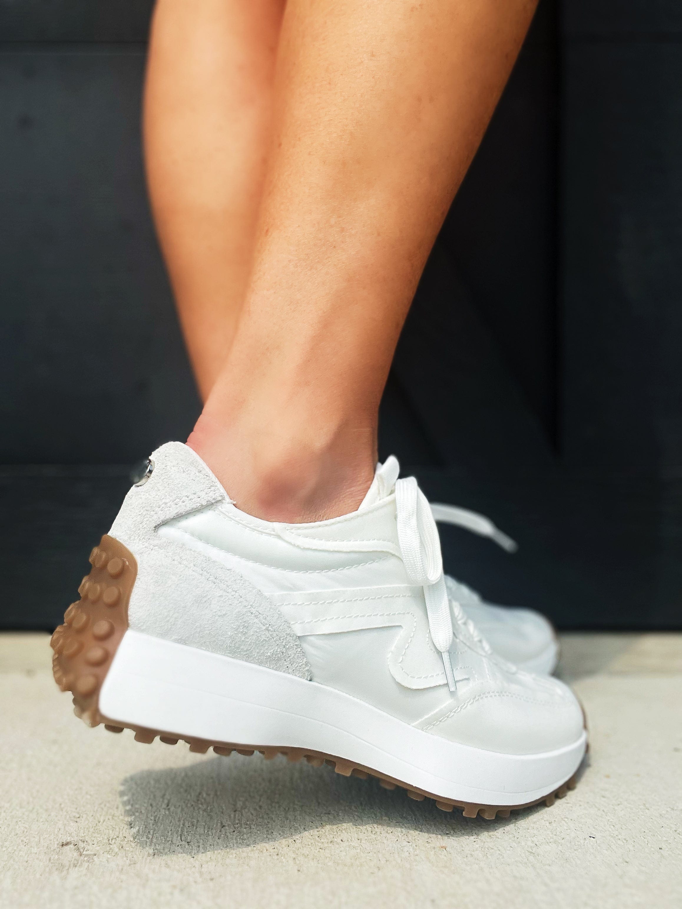 Steve Madden Campo Sneakers In White - Infinity Raine