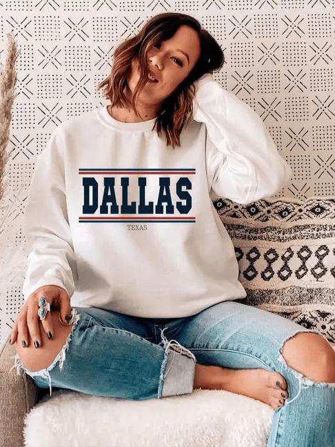 Dallas Texas Sweatshirt In Off White - Infinity Raine