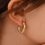 Oval Twisted Hoops In Gold - Infinity Raine