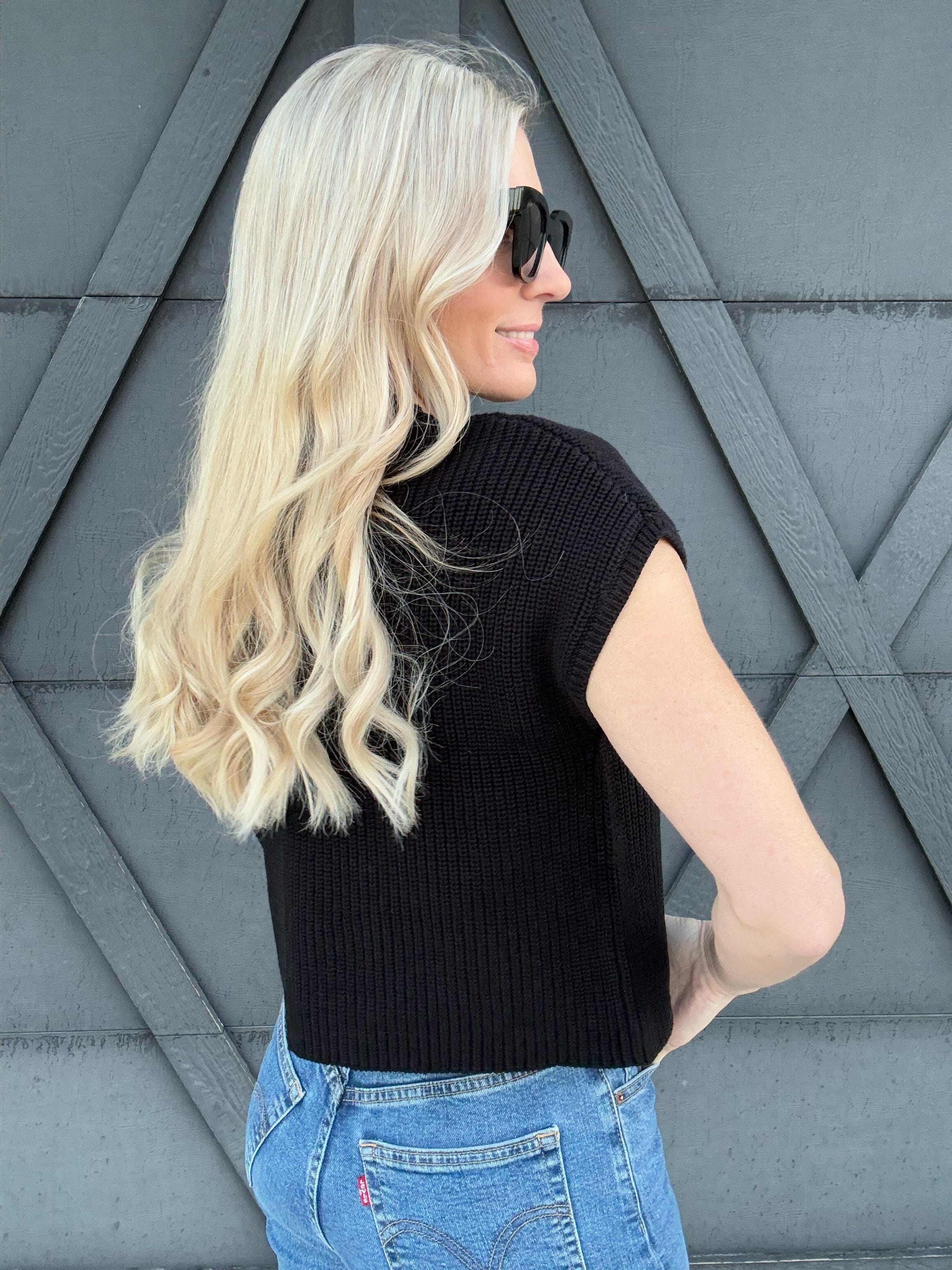 Mock Neck Short Sleeve Cropped Sweater In Black - Infinity Raine