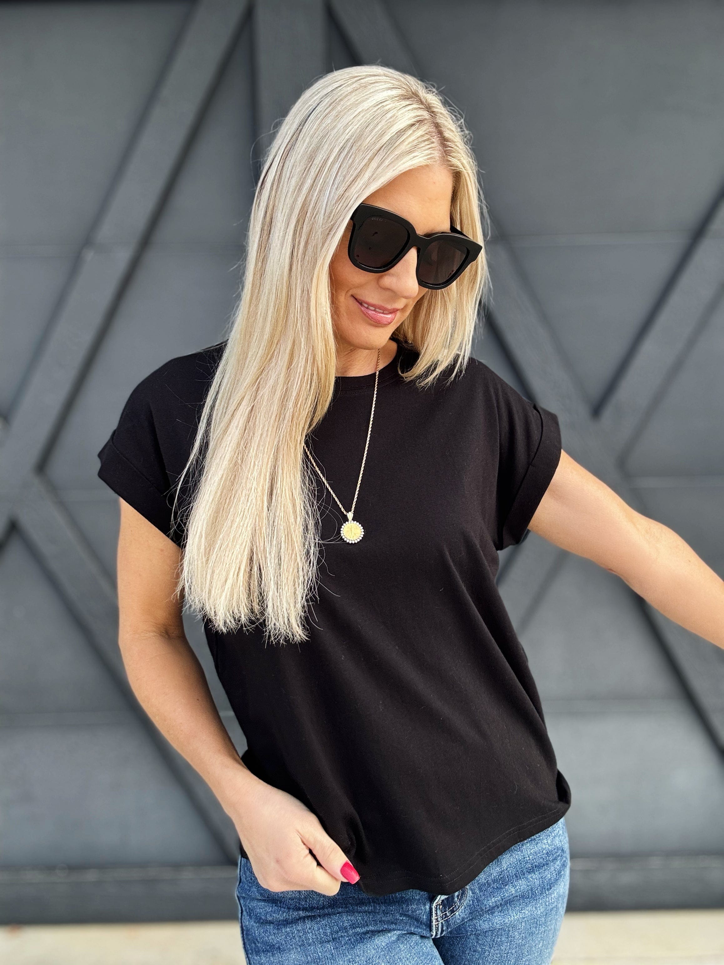 Basic Folded Short Sleeve Tee In Black - Infinity Raine